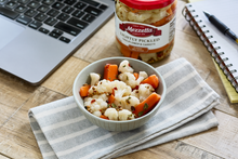 Load image into Gallery viewer, Lightly Pickled Cauliflower + Carrots, Classic Deli Style
